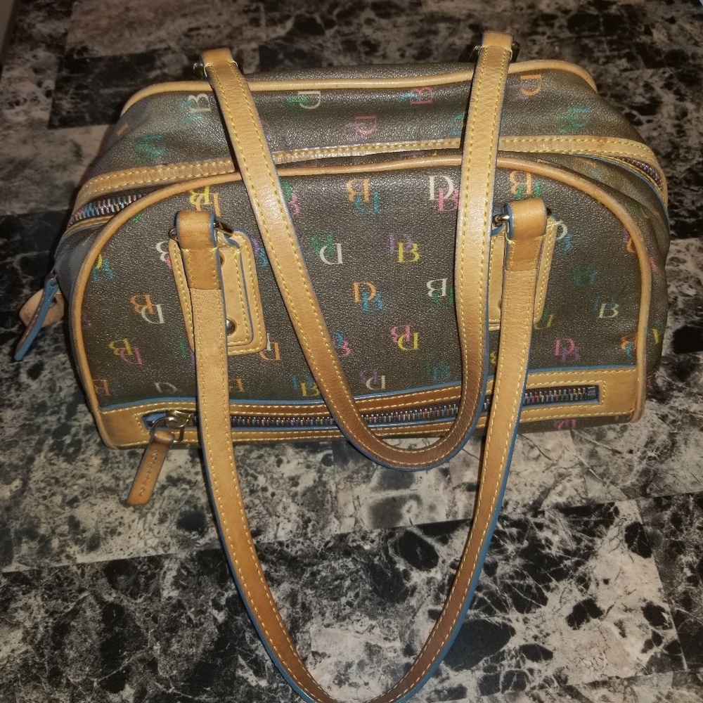 Dooney & bourke handbag
